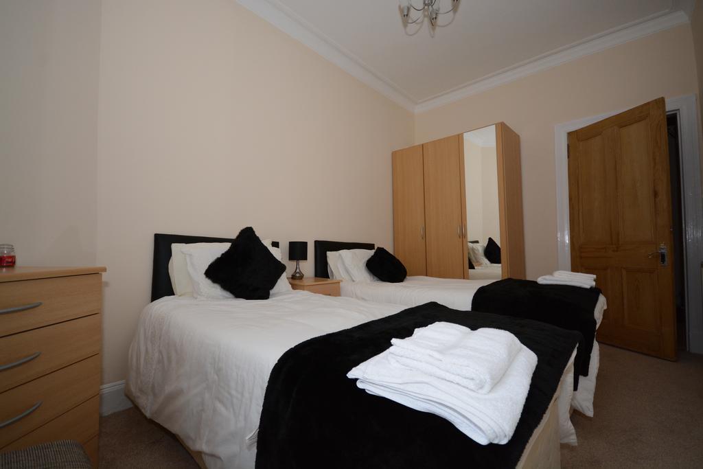 Townhead Apartments Glasgow Airport Пейсли Номер фото